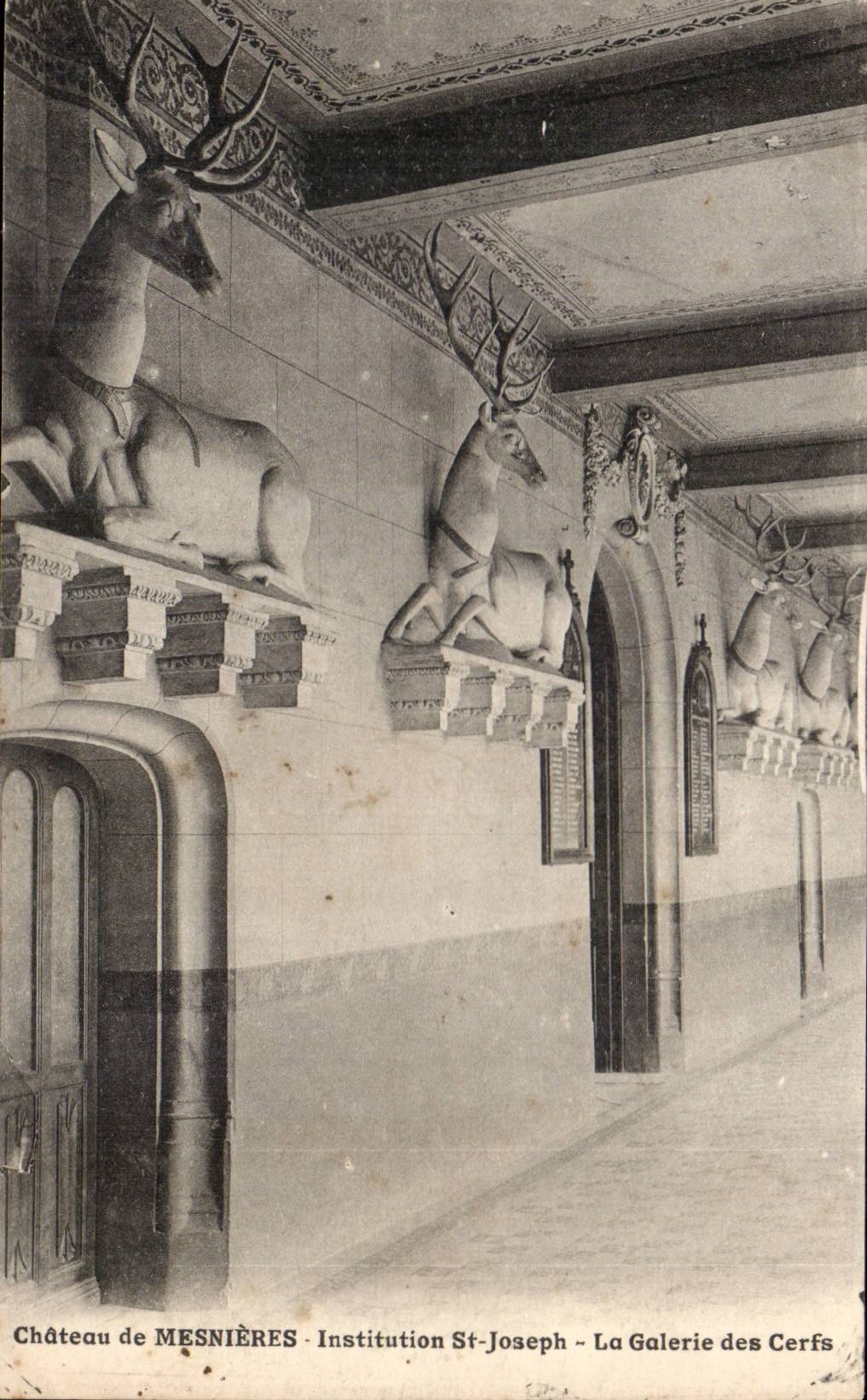 Chateau de mesnieres CPA Institution de Saint Joseph La galerie des cerfs