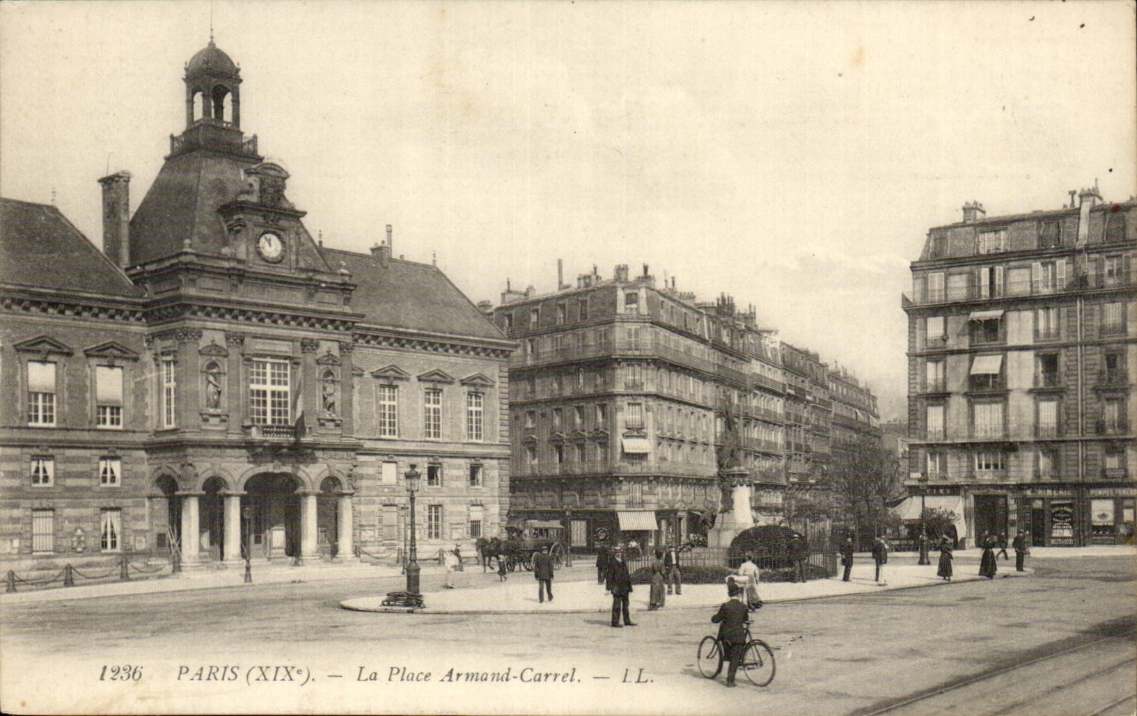 Paris CPA Places Armand Carrel