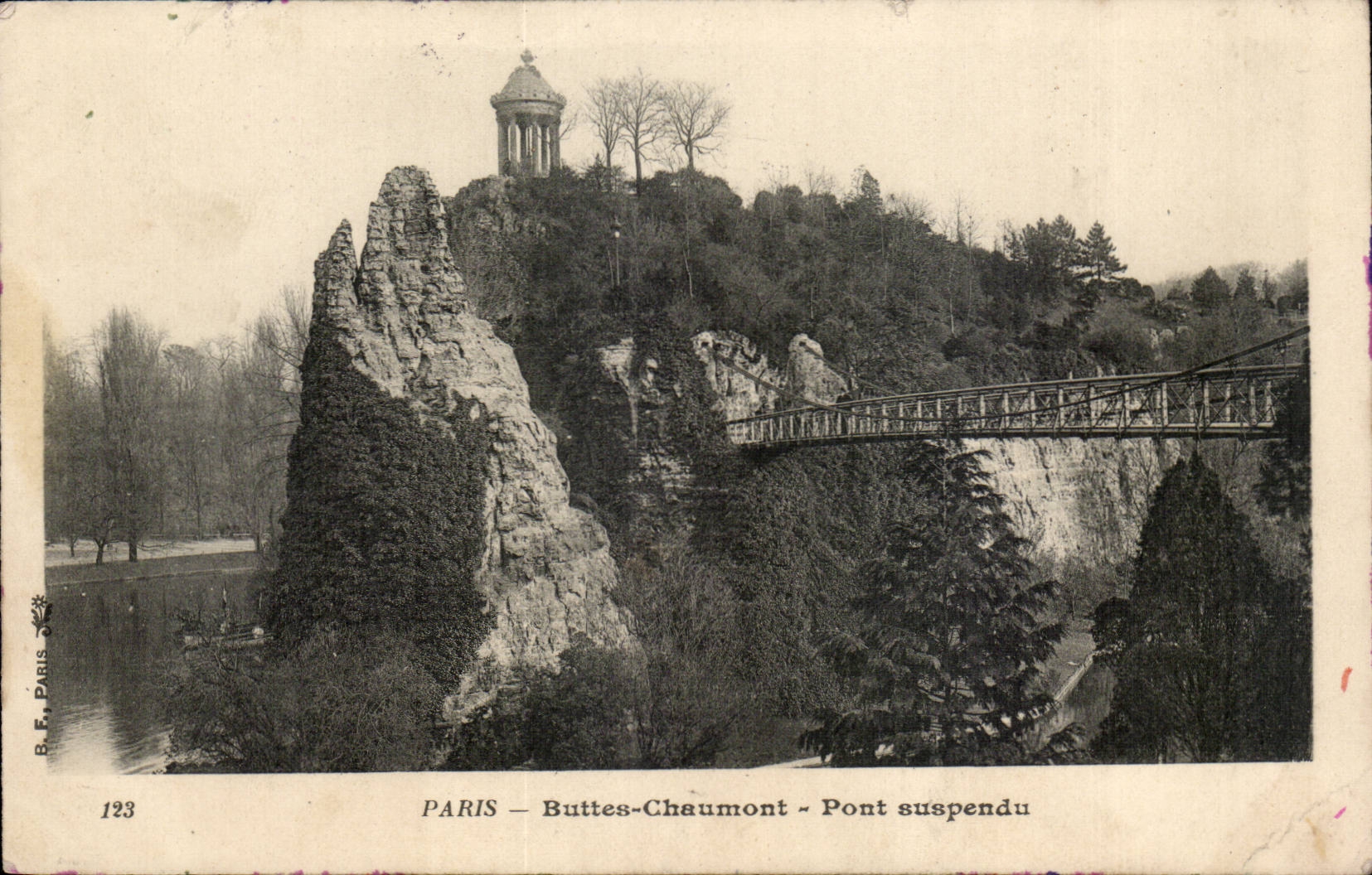 Paris CPA Hillocks Chaumont Suspended bridge