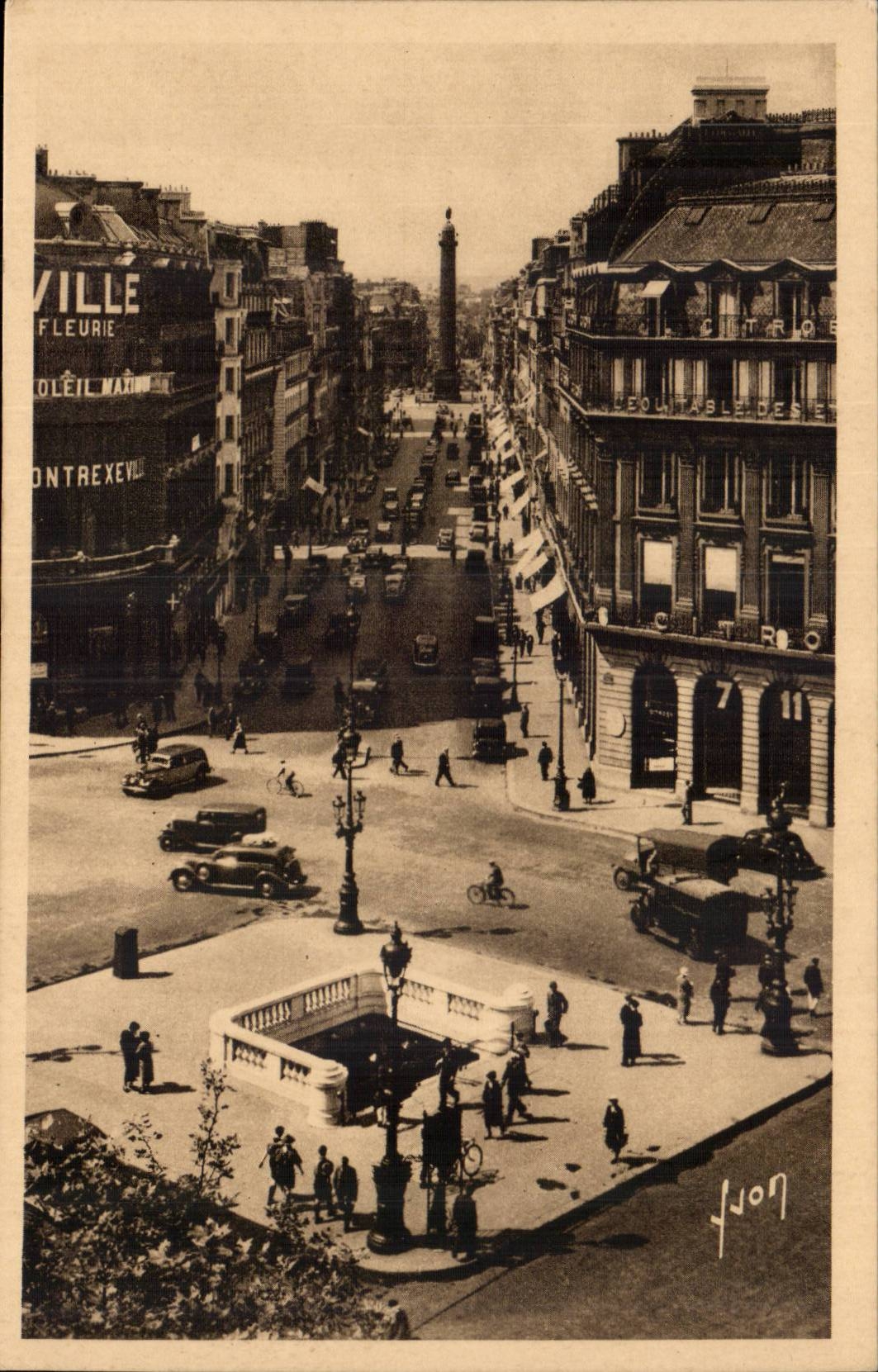 Paris CPA Street of Peace Vendome Column