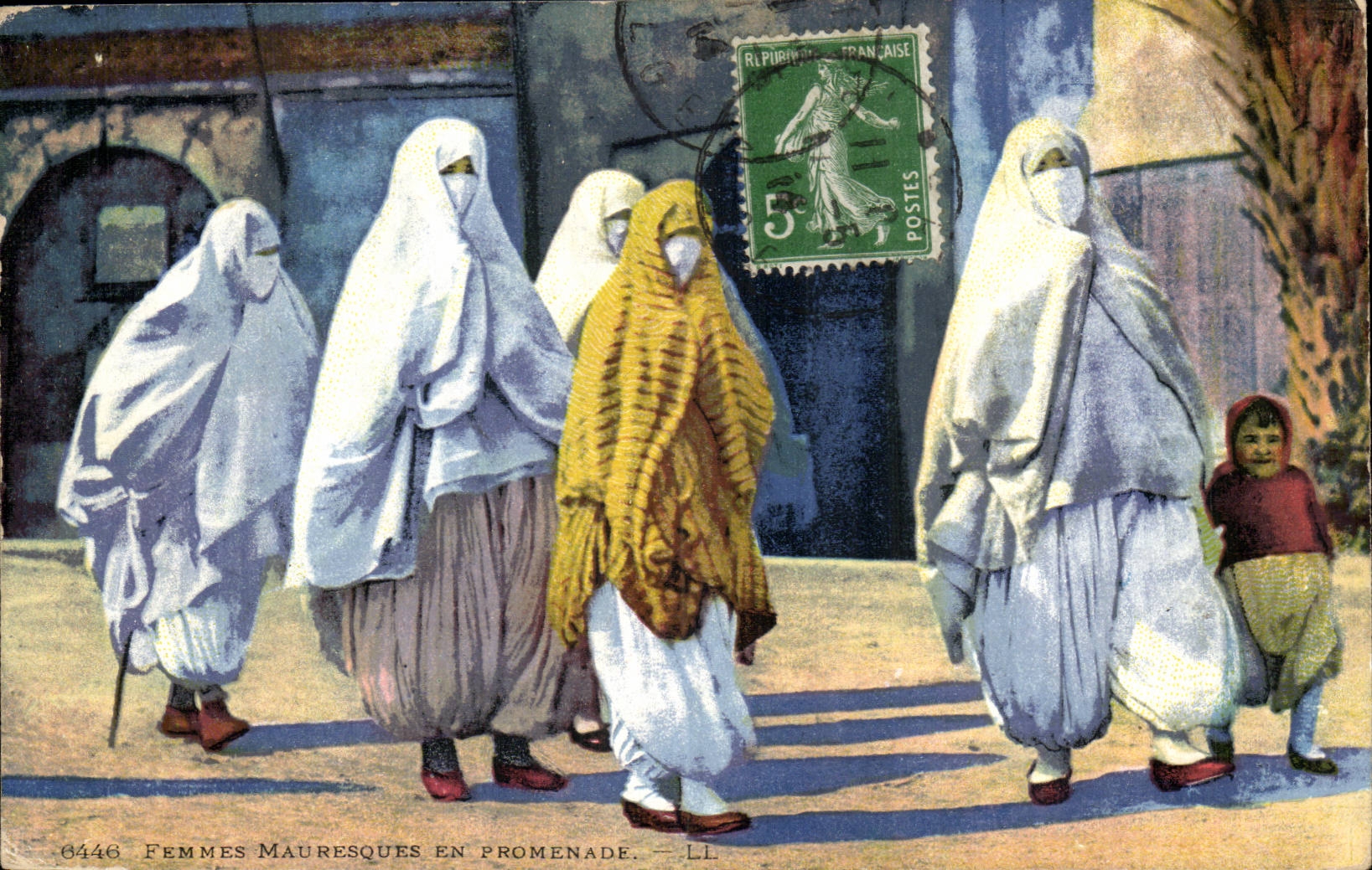 Moorish Algeria CPA Women in walk