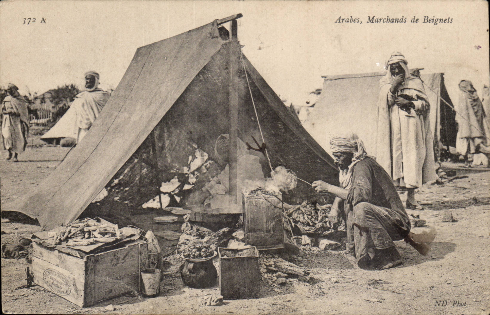 Szenen Algerien-CPA und kommerzielle arabische Standards der Stuckchen TOP