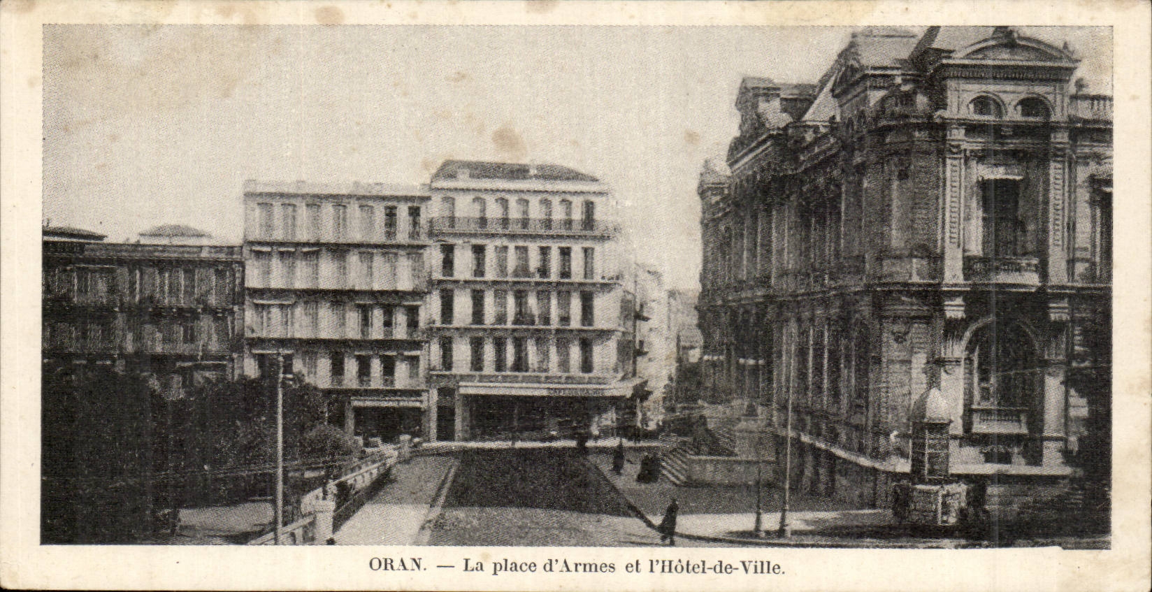 Orte Algerien-Oran CPA der Waffen und des Rathauses