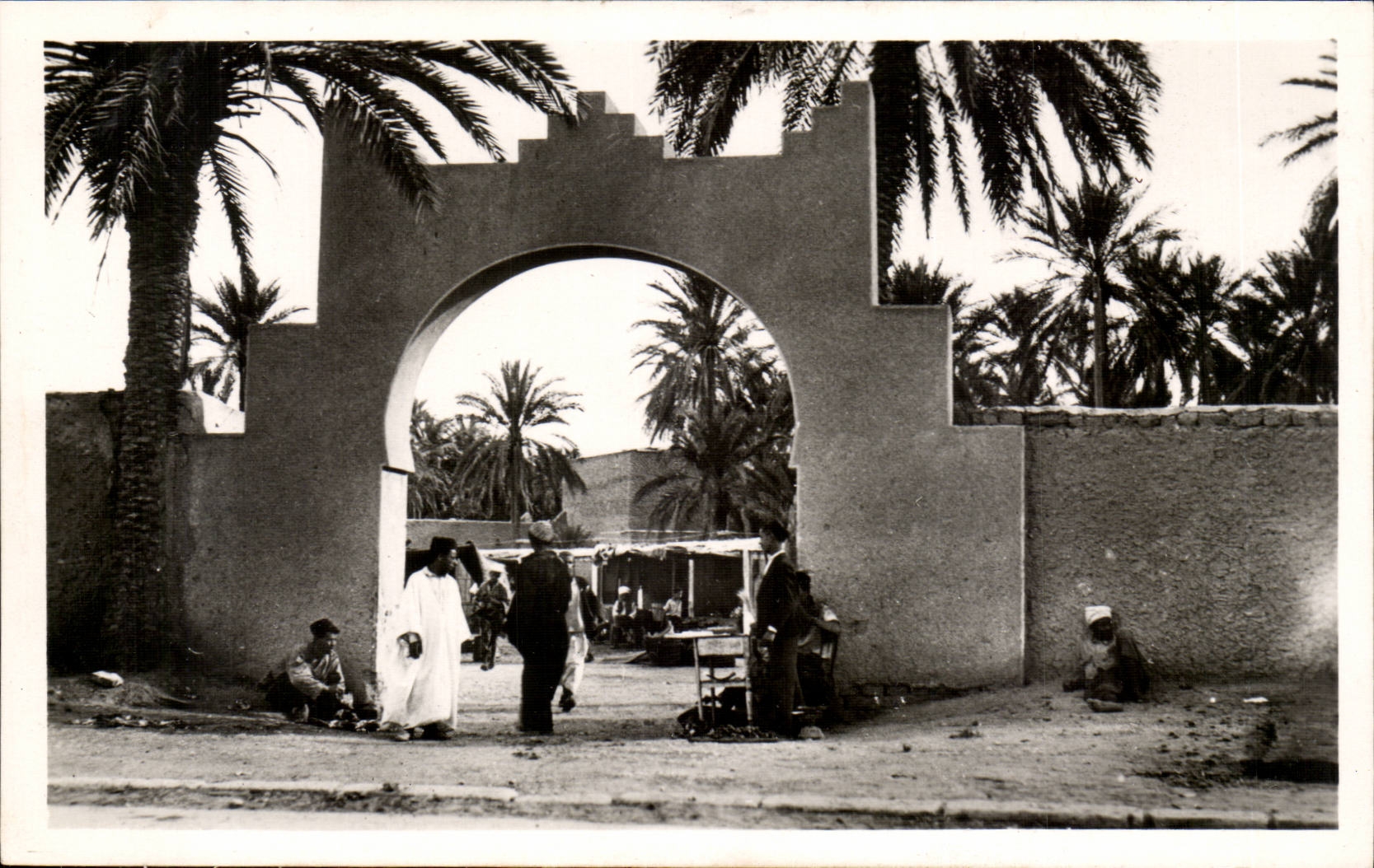 Hereinkommen Algerien-Biskra CPA Constantine des eingeborenen Marktes