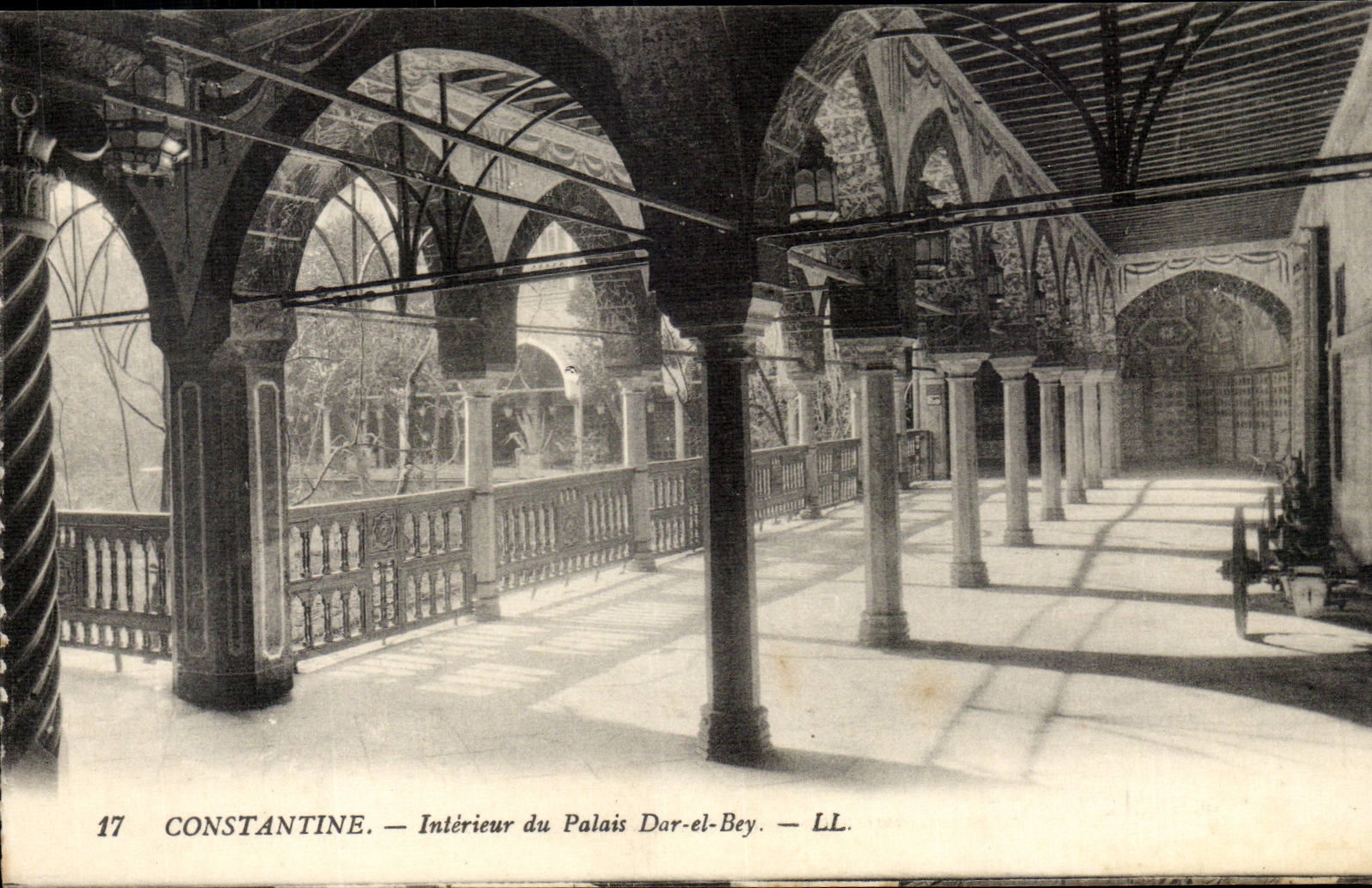 Algeria CPA Biskra Constantine Interior of the palate Dar El Bey