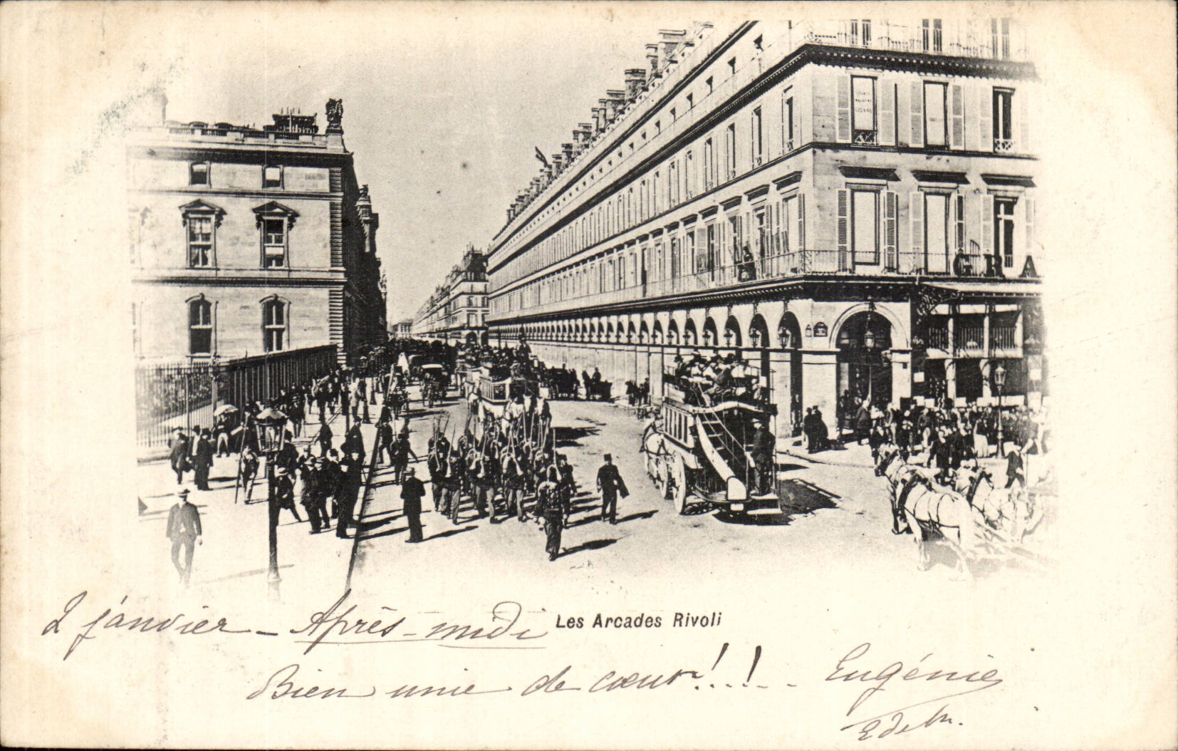 Paris CPA Les arcades Rivoli