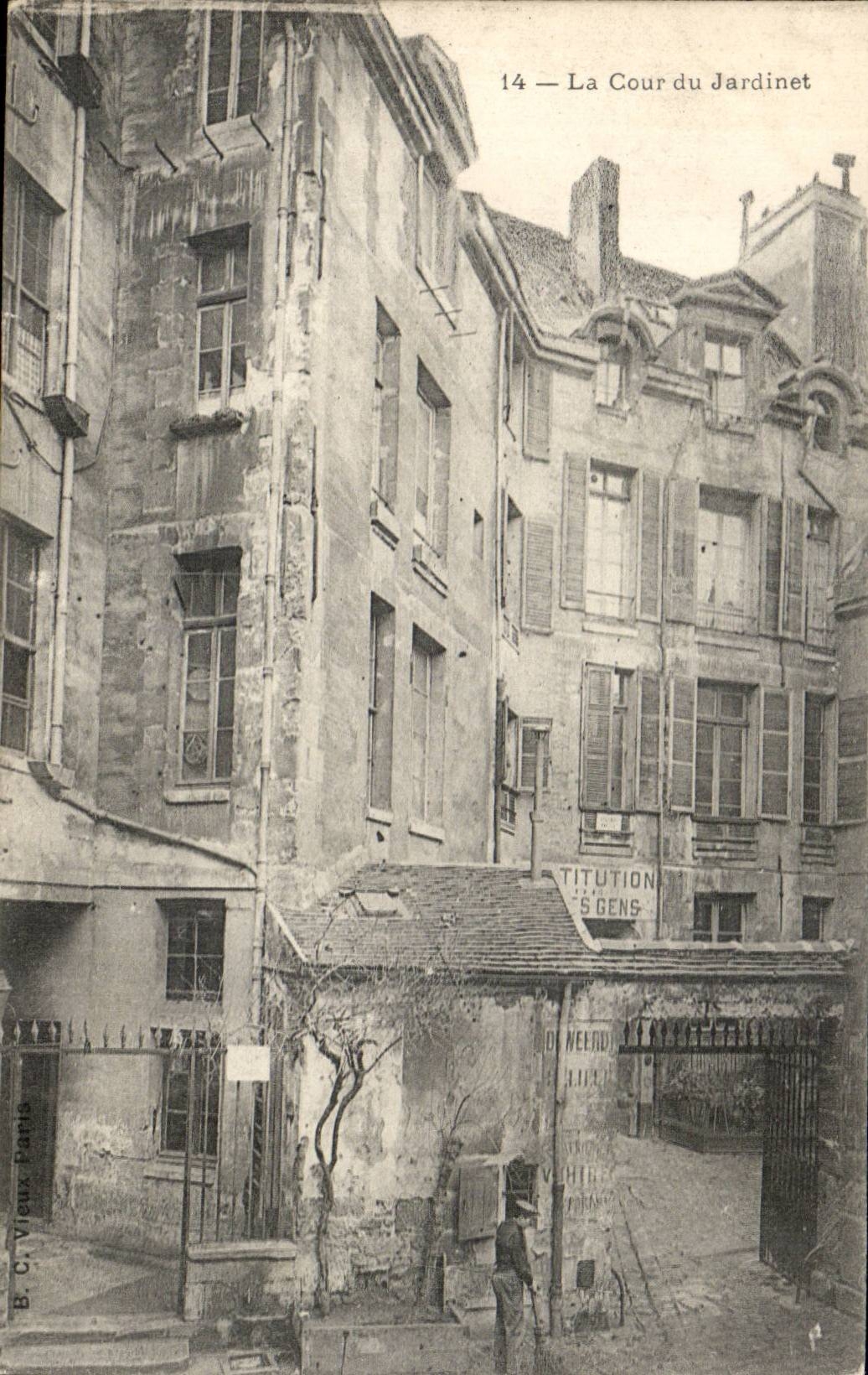 Paris CPA court of the Small garden