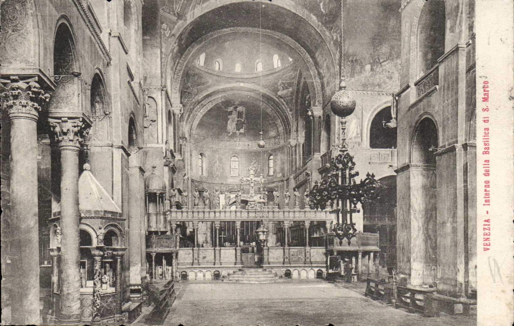 Italy Italia Venezia CPA Interno beyond basilica di S MArco