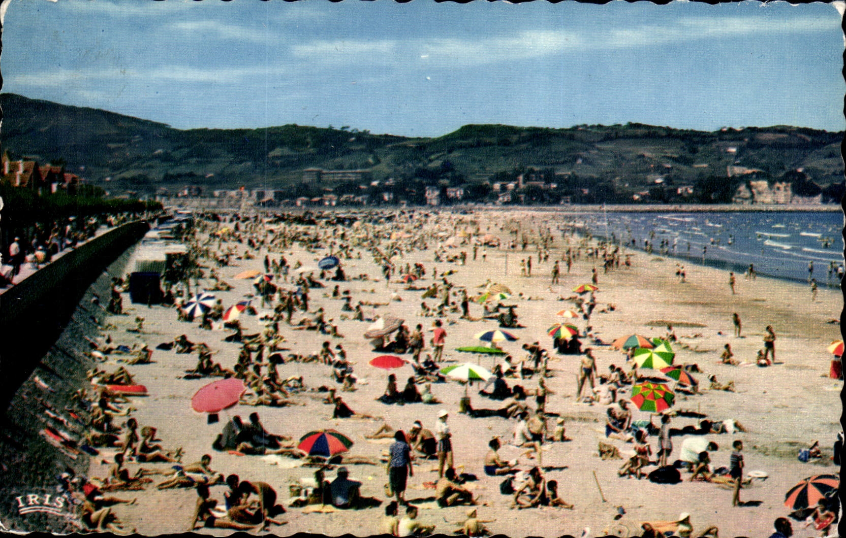 Hendaye - Free Spanish Border - the Beach in the content Spain - CPA