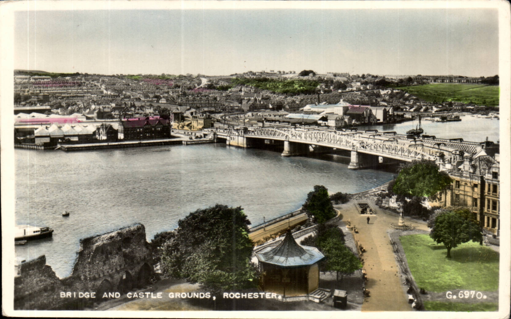 The United Kingdom CPA Bridge and castle Rochester Grounds