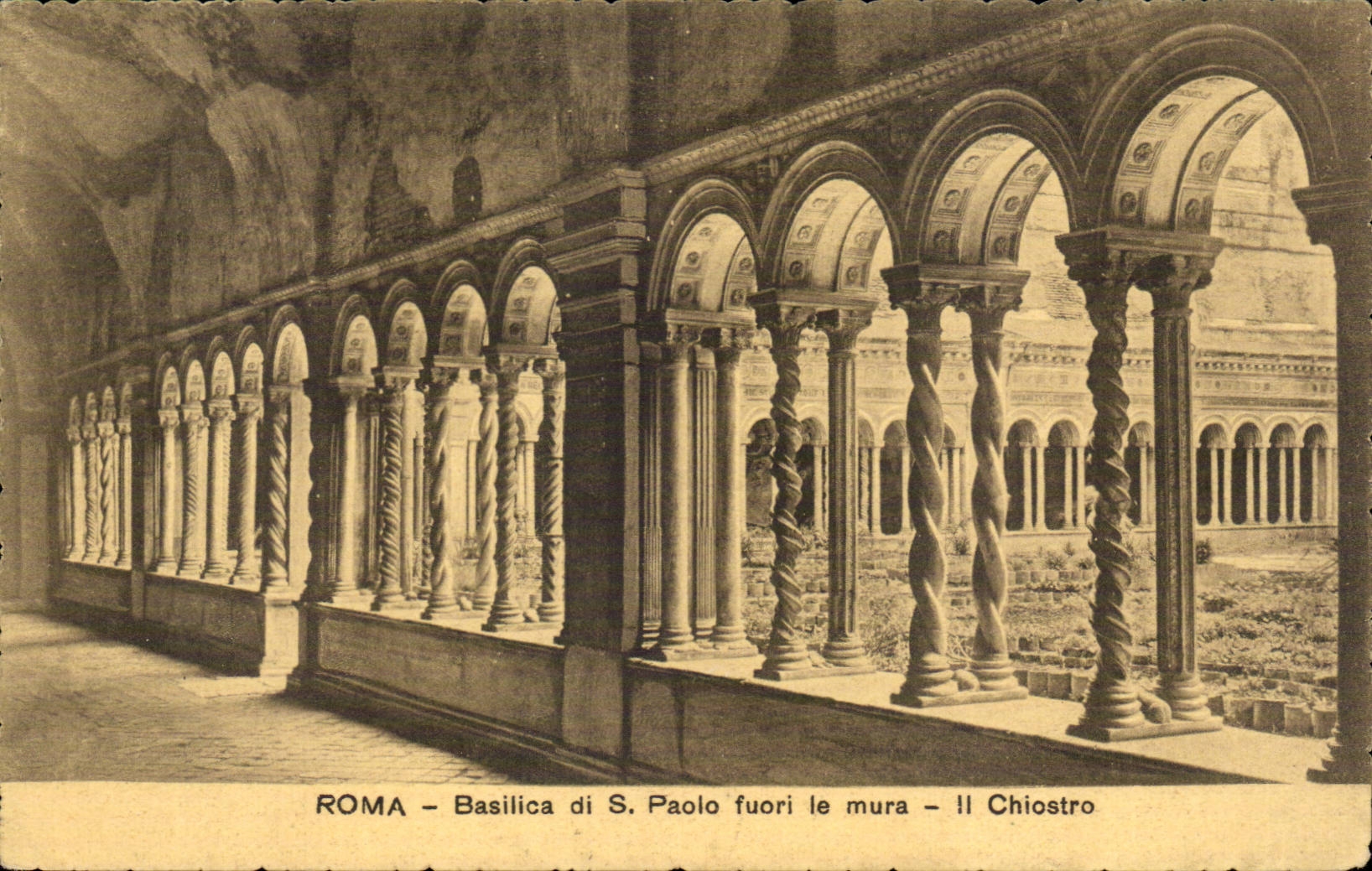 Italien - Italien - Rom Rom - Basilica di S Paola fuori ummauerte es - es Chiostro - CPA