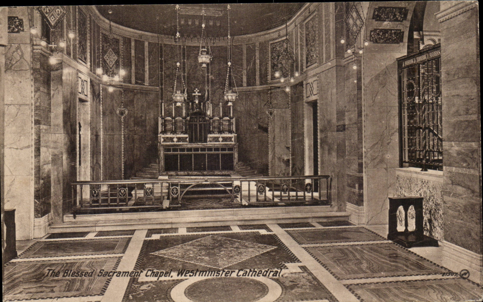 England - Engand - Lond - The Blessed Chapel Sacrament - Westminster Cathedral CPA
