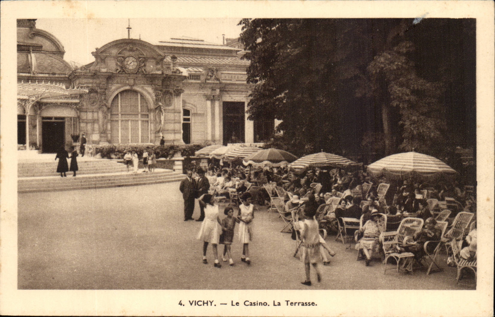 Vichy CPA Le casino La terrasse