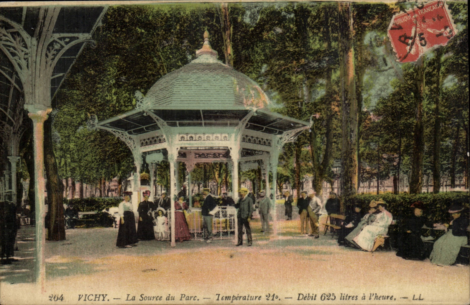 Vichy CPA la source du parc 