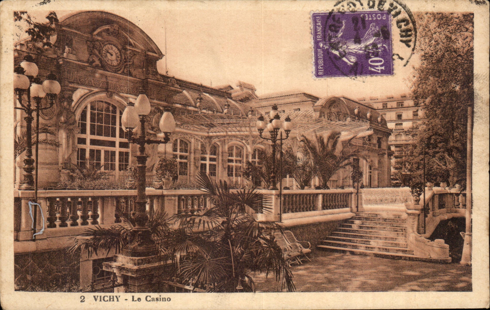 Vichy cPA Le casino