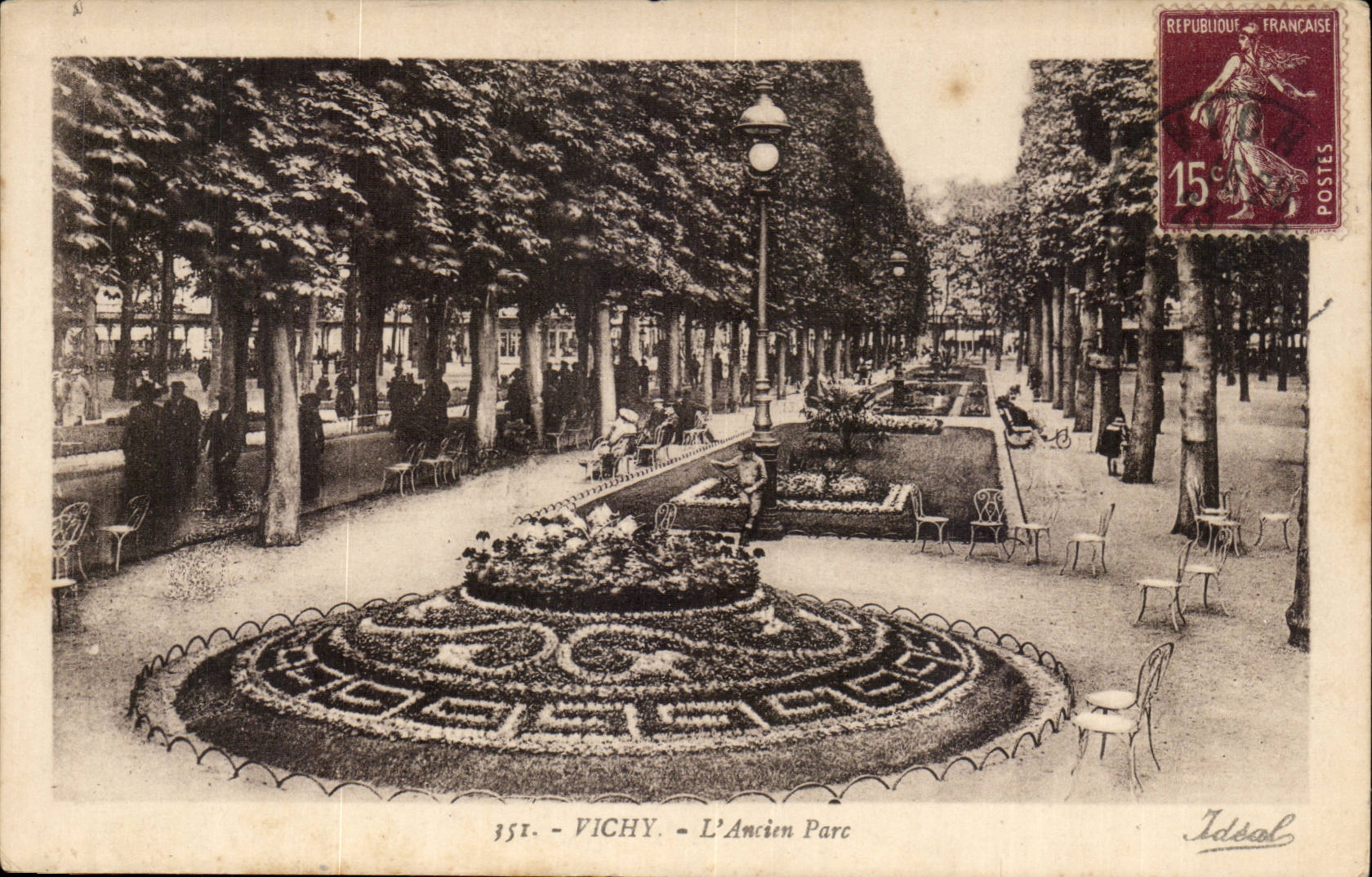 Vichy CPA L'ancien parc