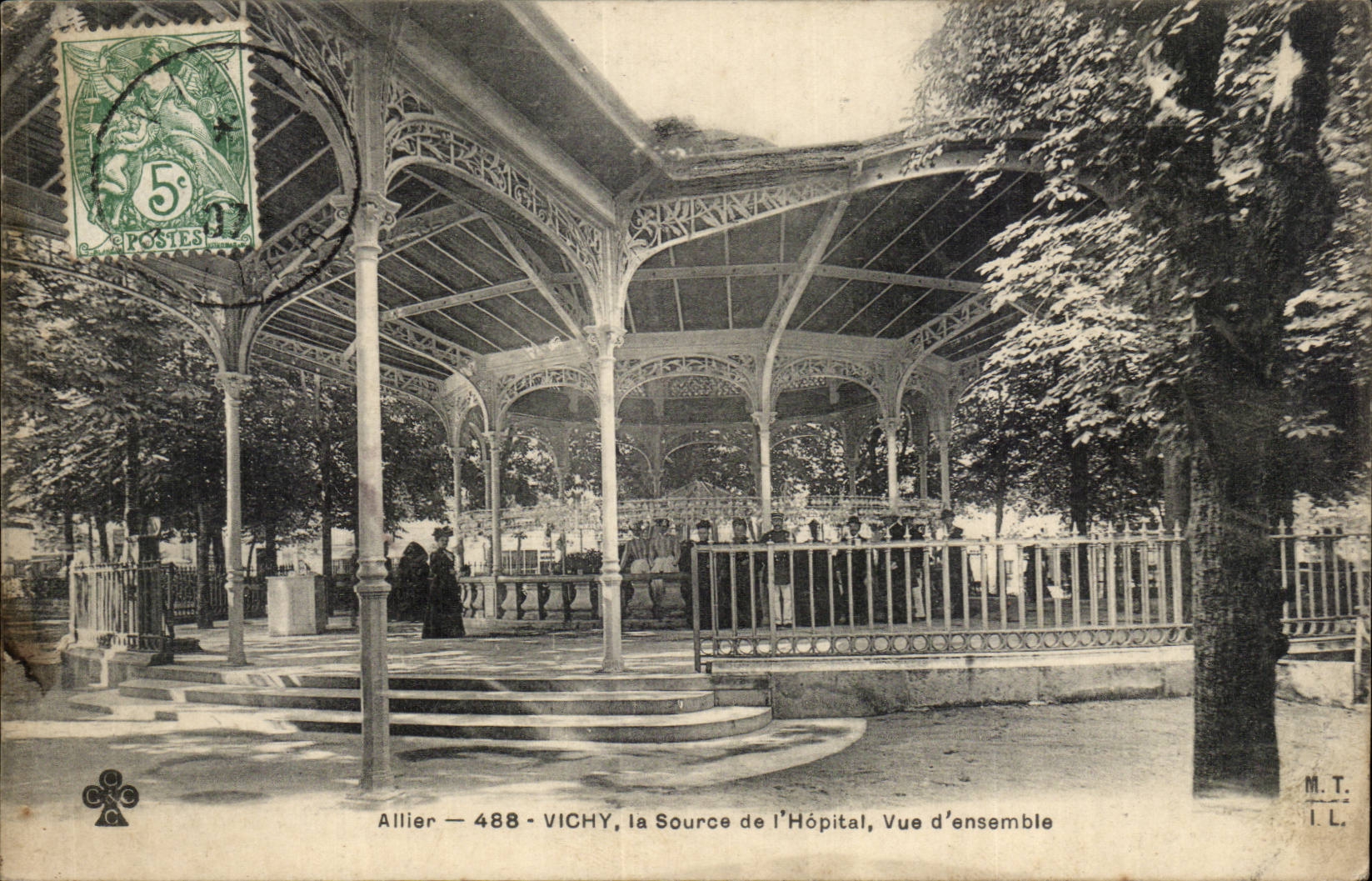 Vichy CPA La source de l'hopital vue d'ensemble