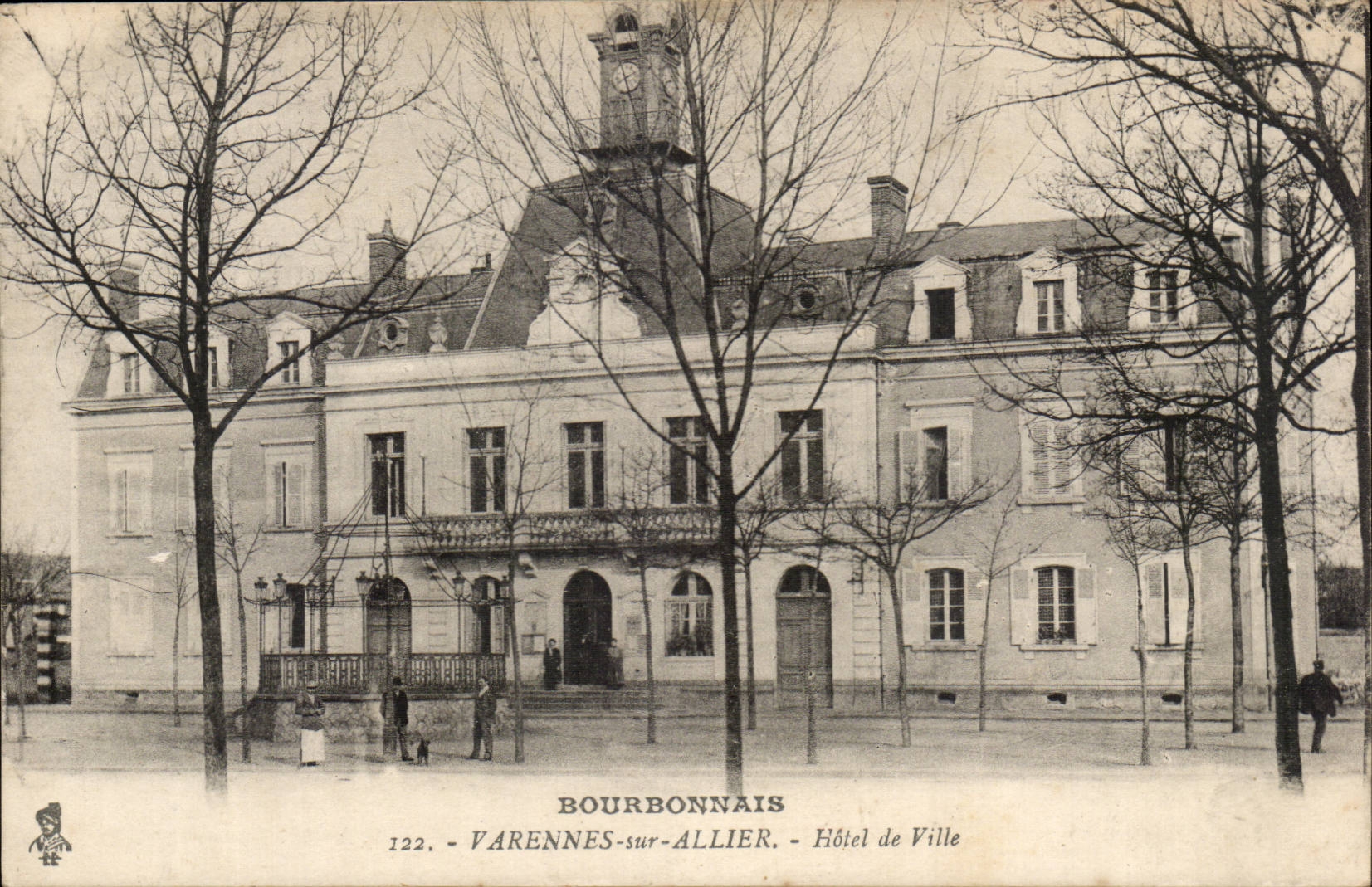 Bourbonnais - Varennes on combining - Town hall - CPA