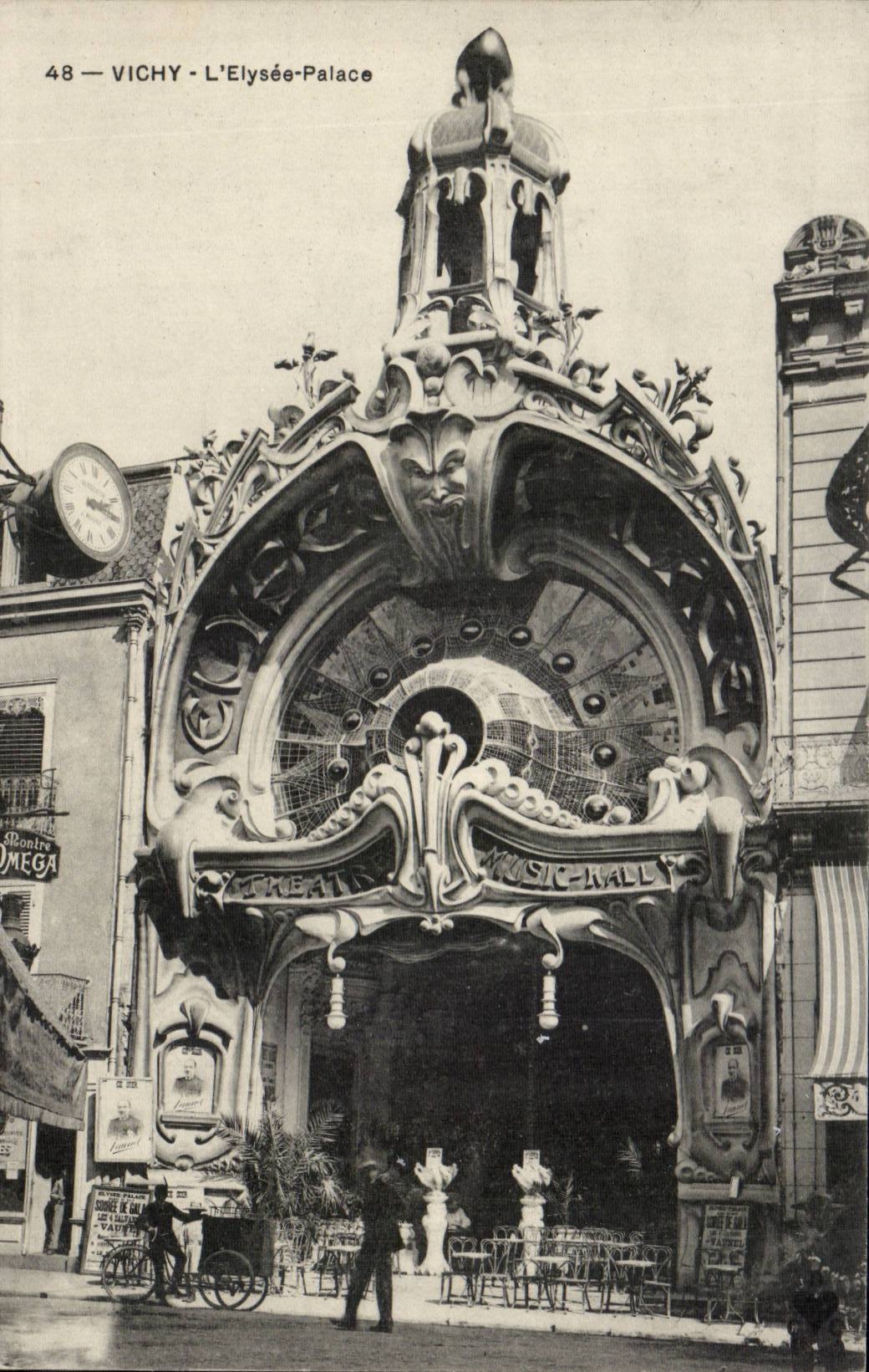 Vichy - L'Elysee Palace - CPA 