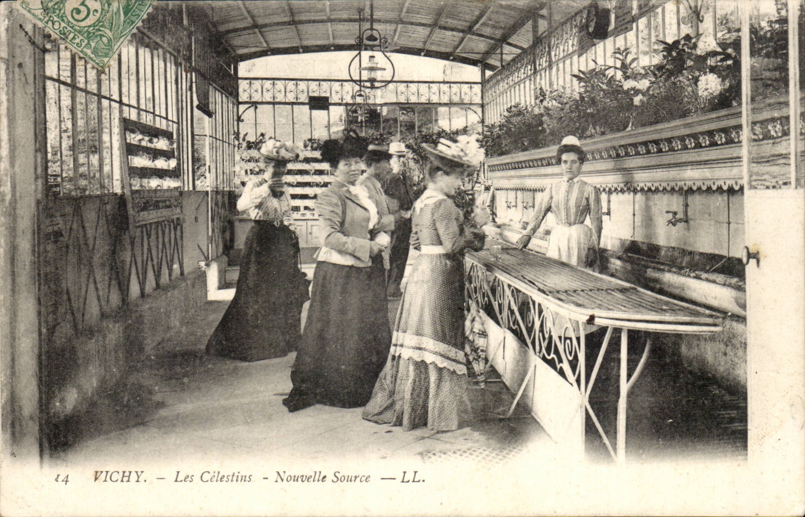 Vichy - Les Celestins - Nouvelle Source - CPA 