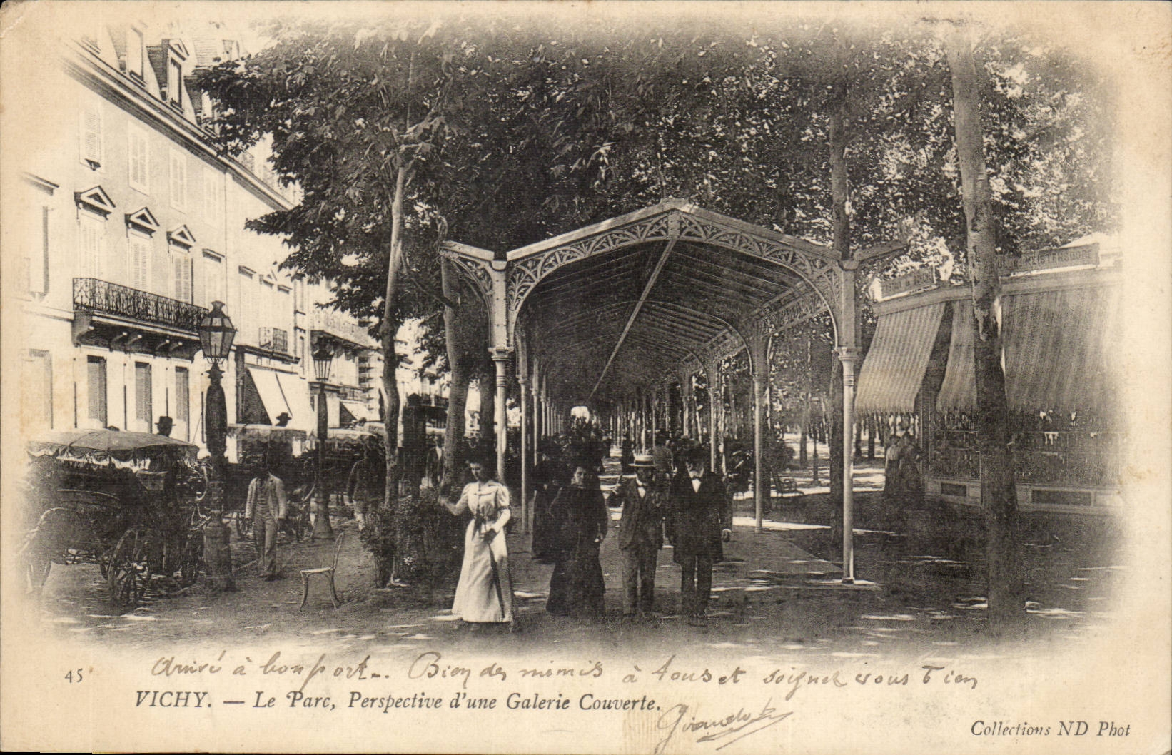 Vichy - Le Parc - Perspective d'une Galerie Couverte - CPA 