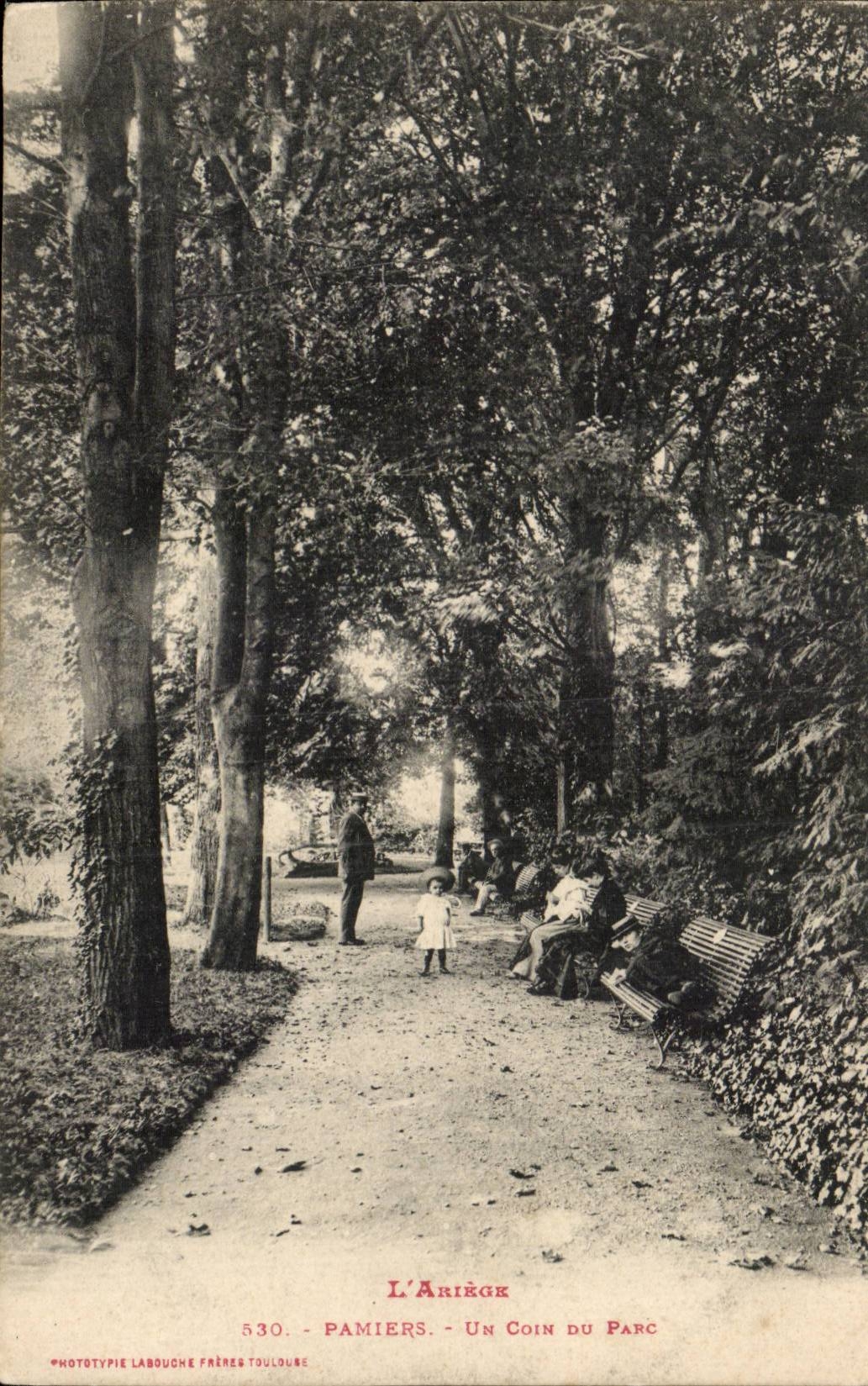 Pamiers CPA a corner of the park