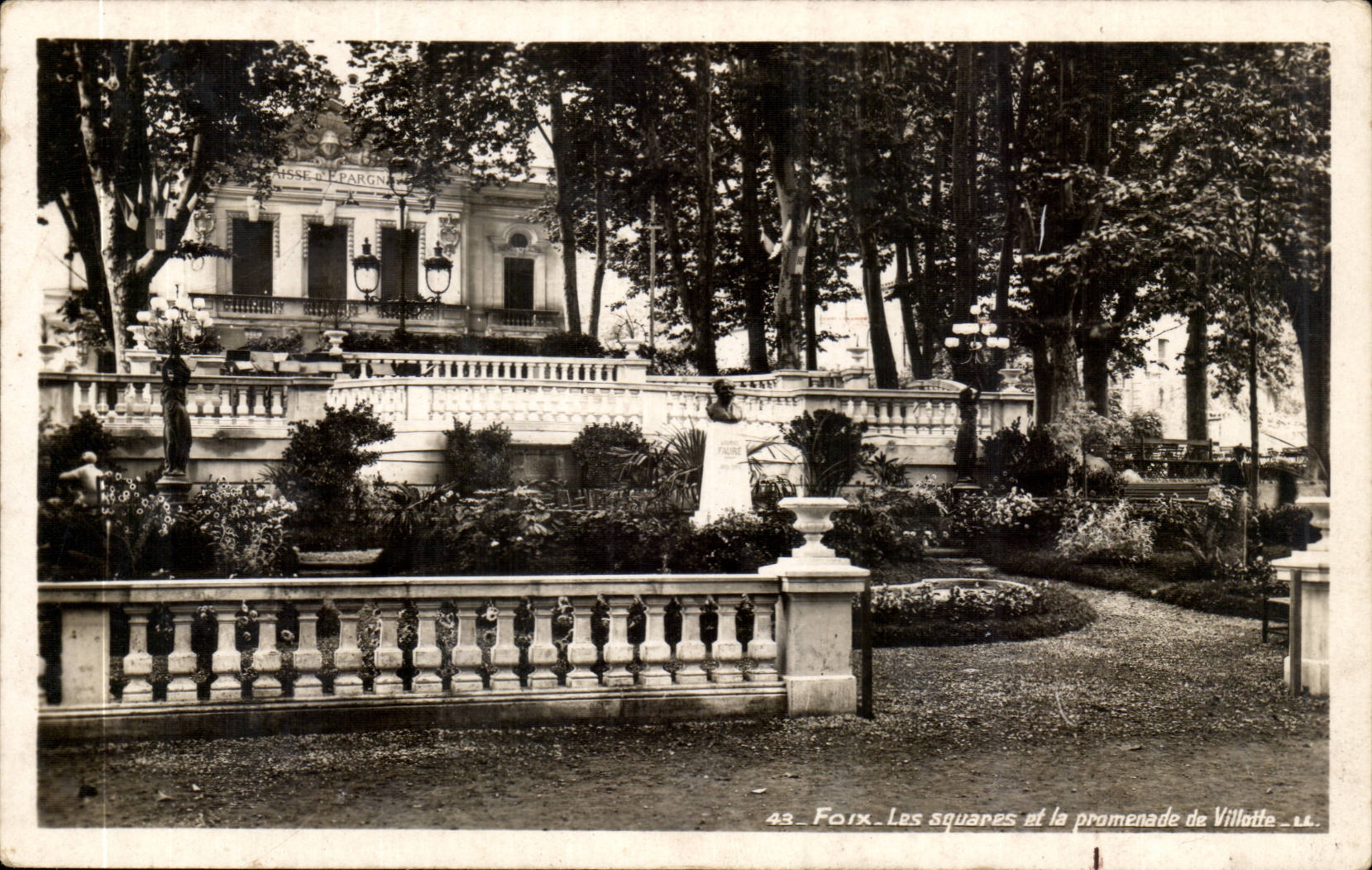 Foix CPA public gardens and the walk of Shock