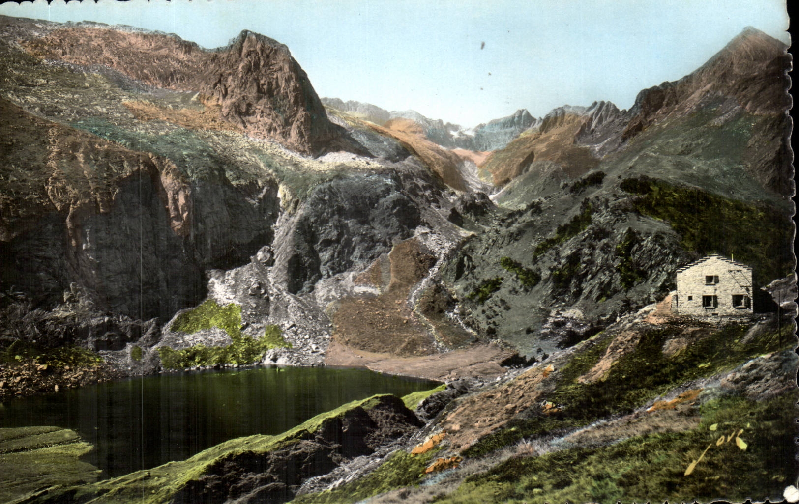 Surroundings of luchon CPA the Lake Expingo and the refuge