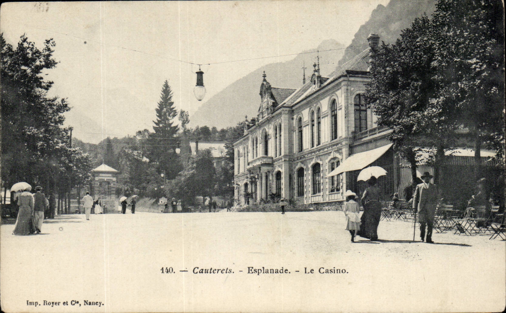 Cauterets - Esplanade - casino CPA