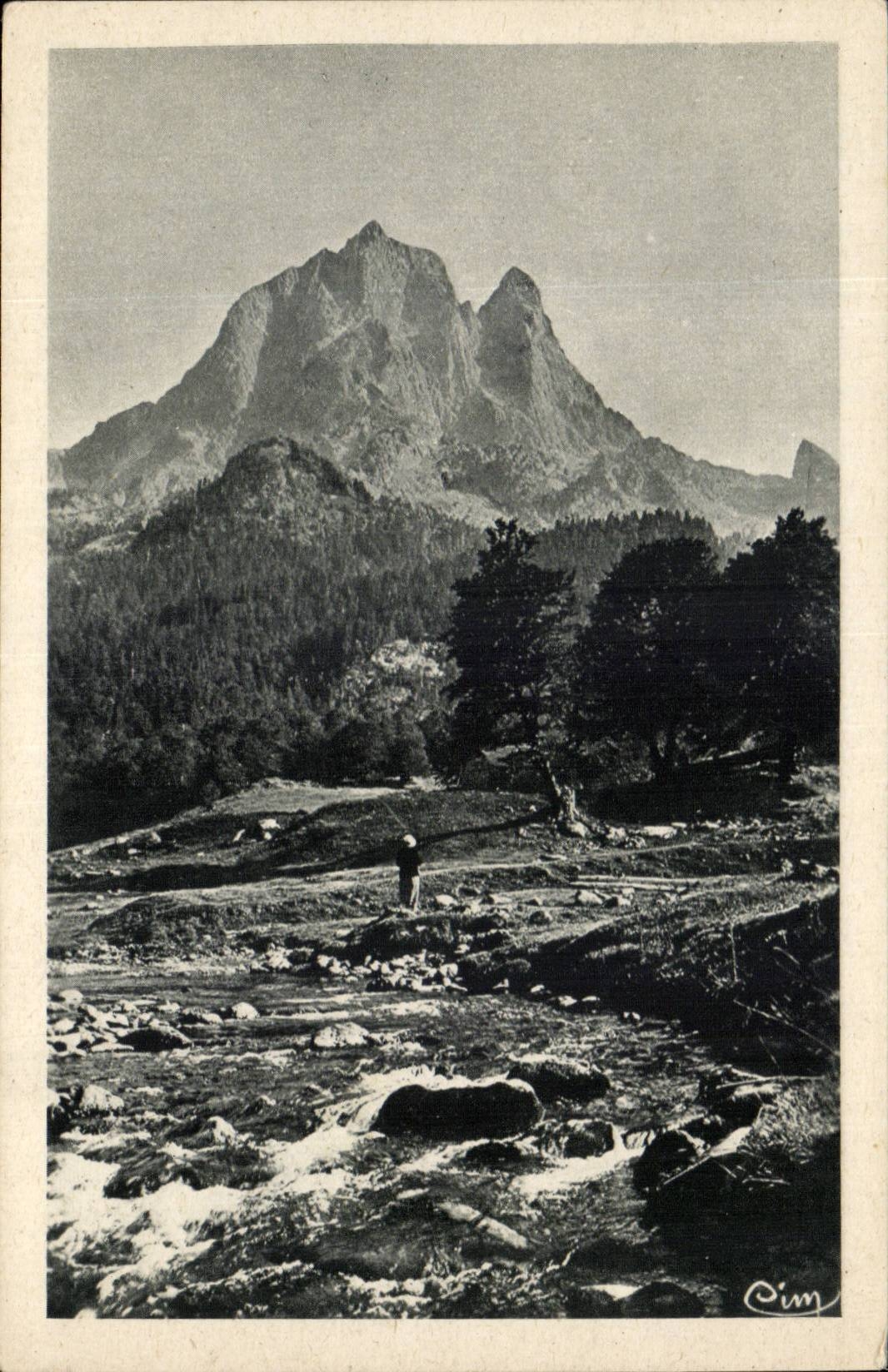 CPA Surroundings of Laruns Peak of the South of Ossau