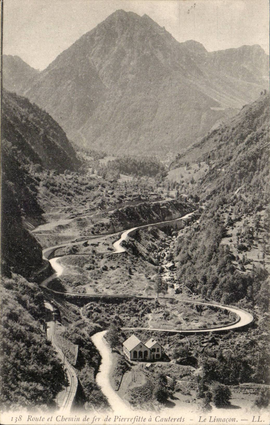 CPA Road and railroad of Pierrefitte have Cauterets the snail