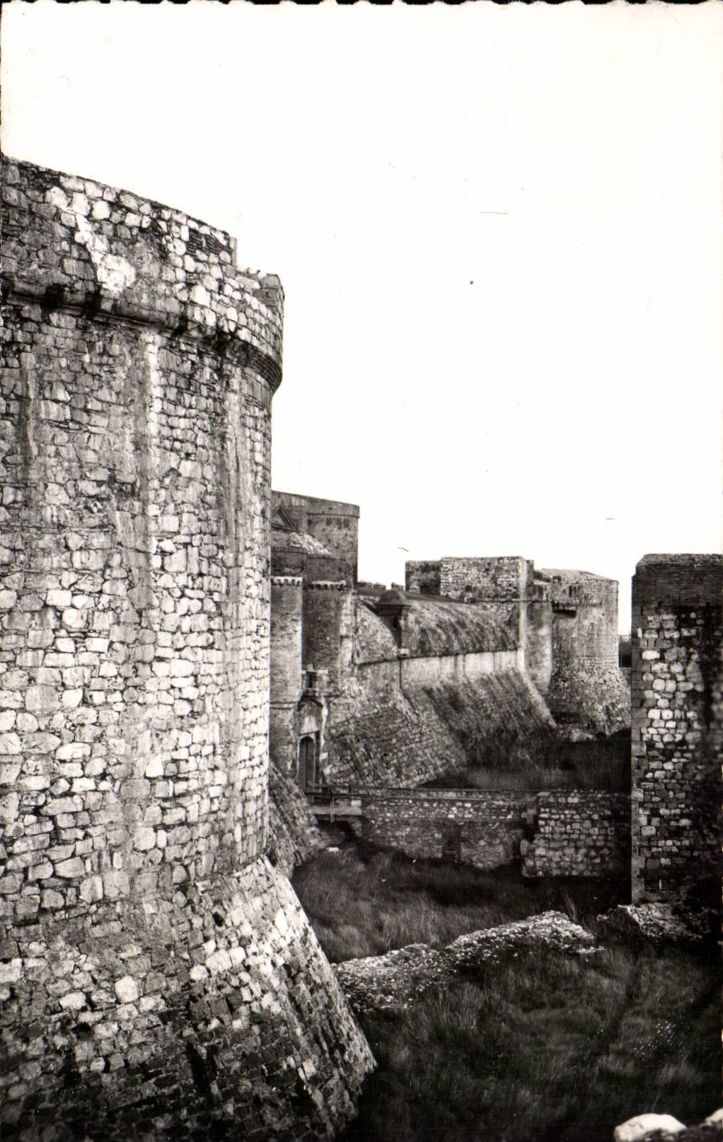 CPSM Salses the fort pits of the south