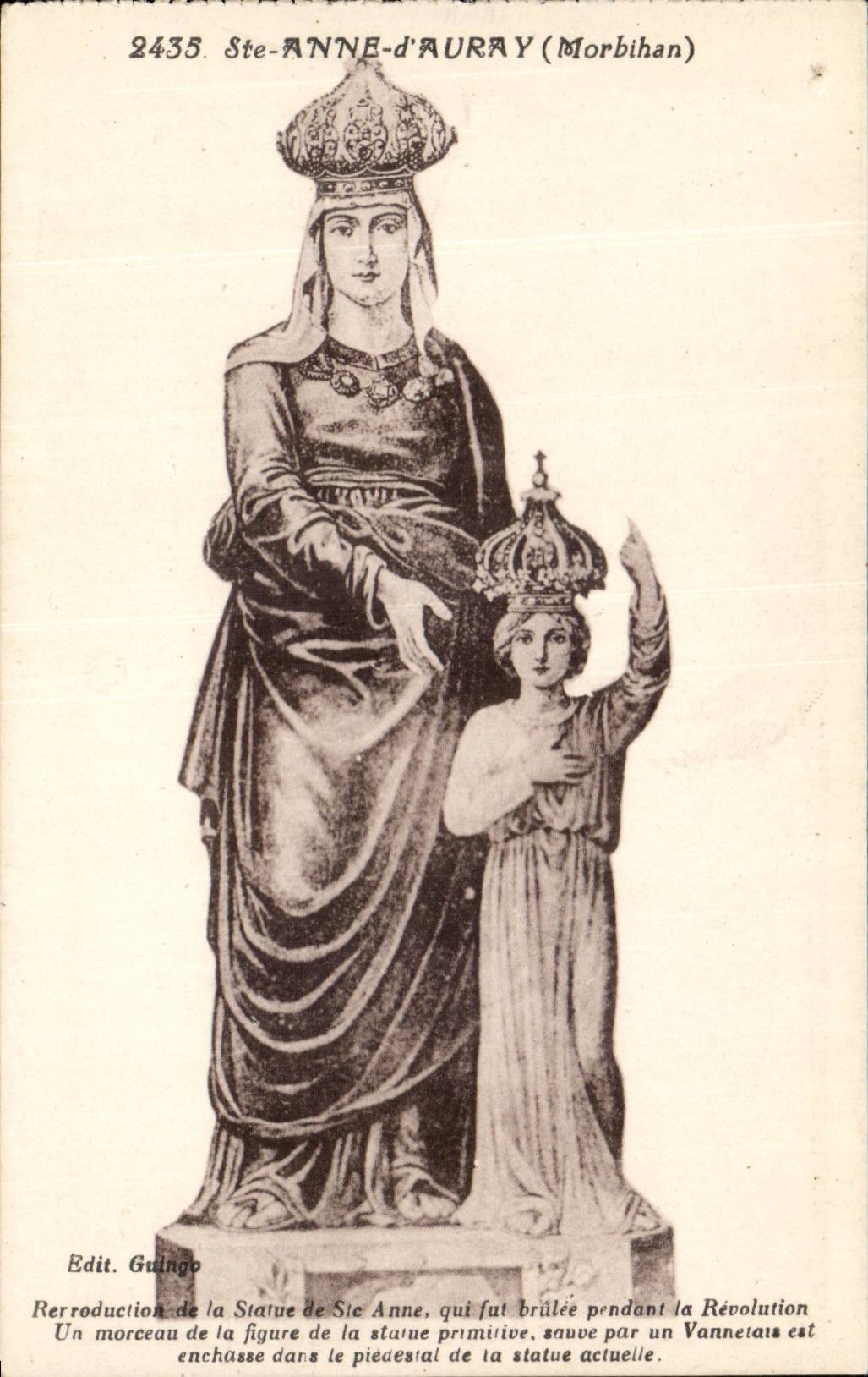 Saint Anne d' Auvray CPA Reproduction of Statue the co Anne