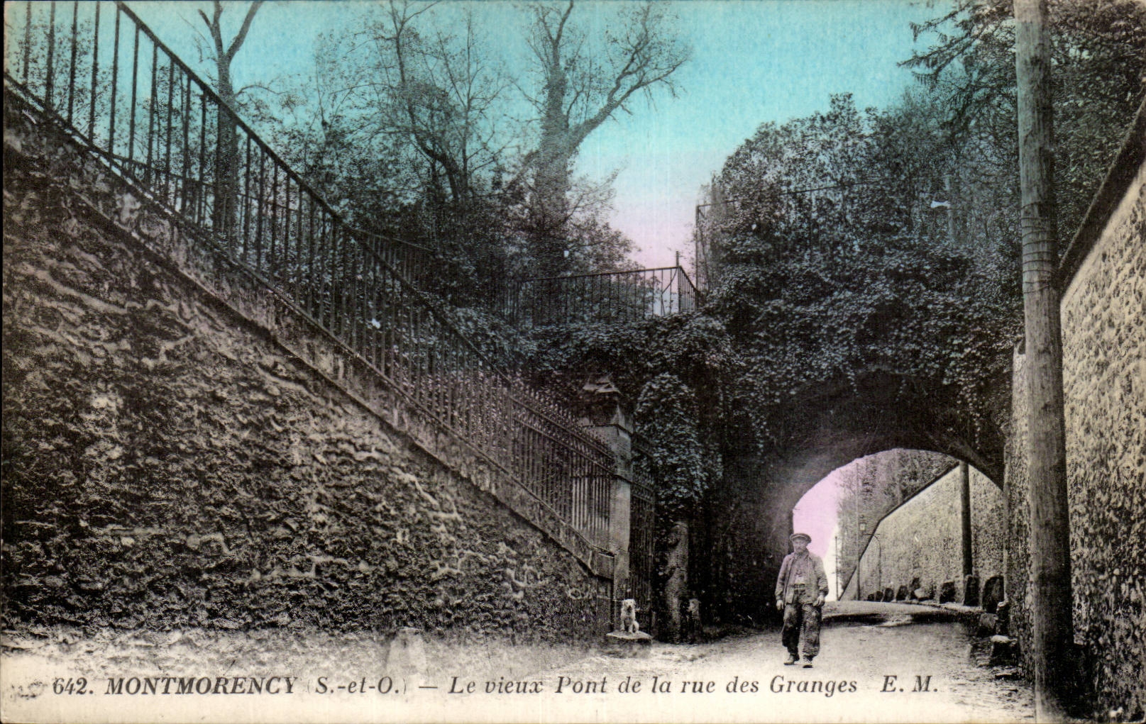 Montmorency CPA the old bridge of the street of the Barns