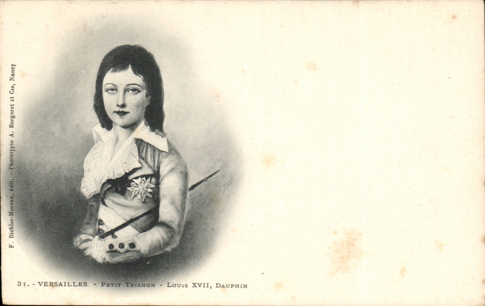 Versailles CPA Small table Louis XVII Dolphin