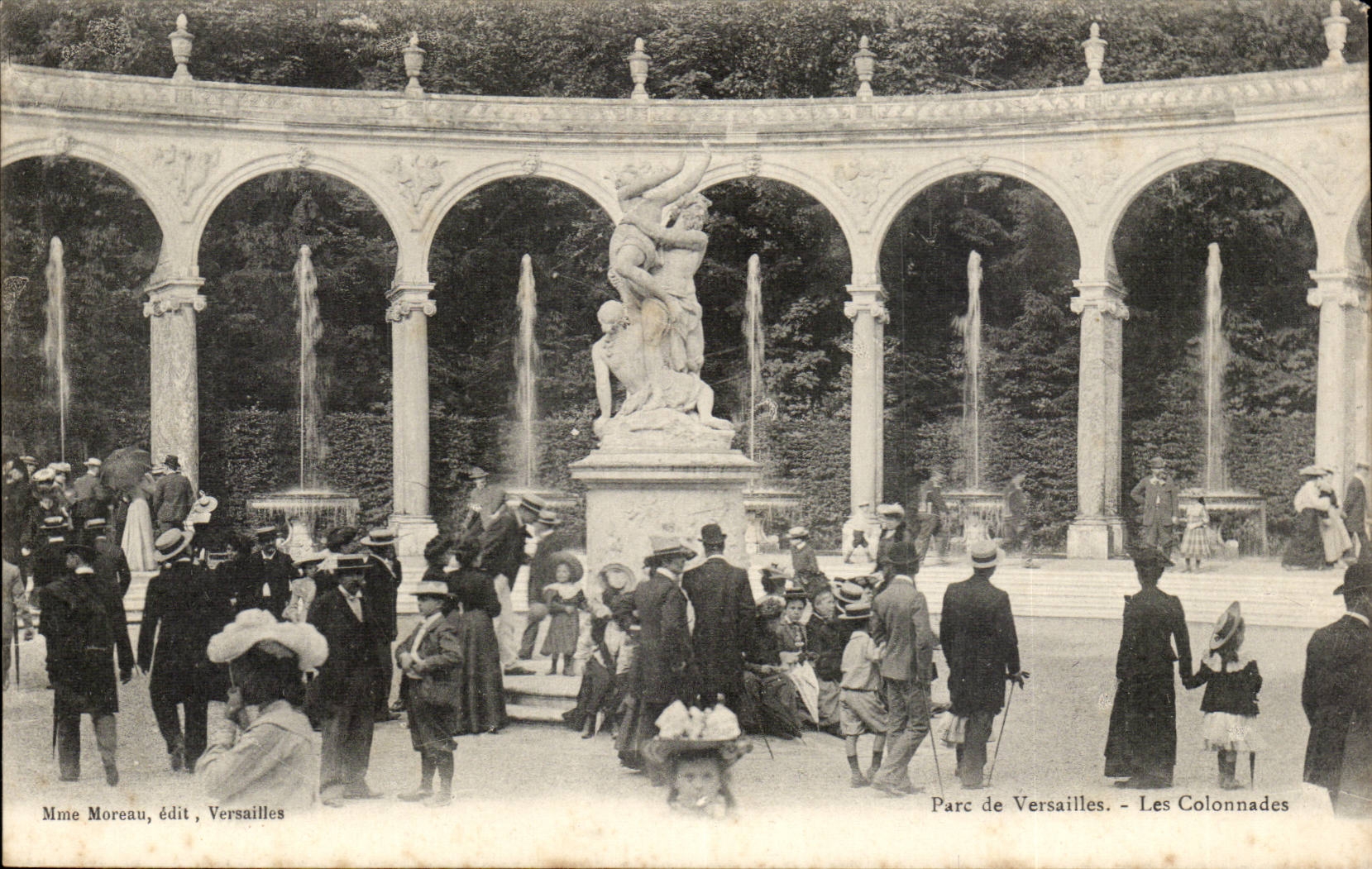 Versailles CPA Park colonnades