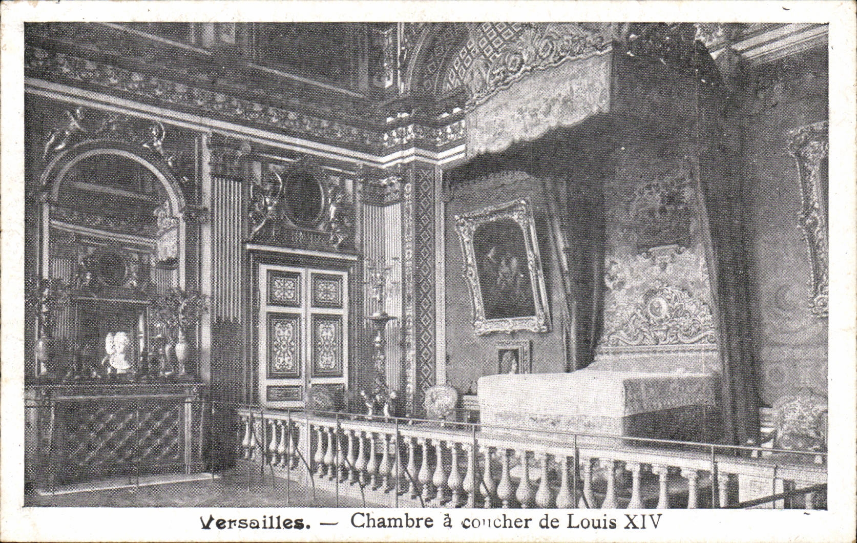 Versailles CPA Chambre has to sleep of Louis XIV