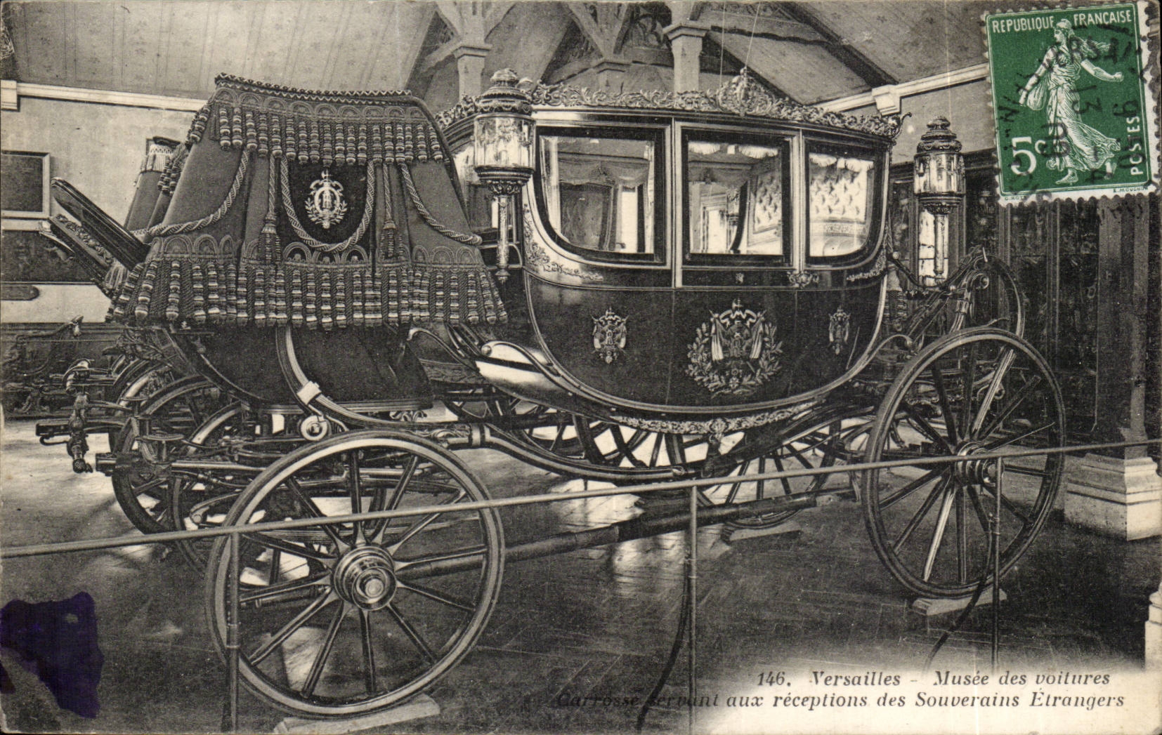 Versailles CPA Musee of the cars Fits with body being used for the receptions of the sovereigns etangers