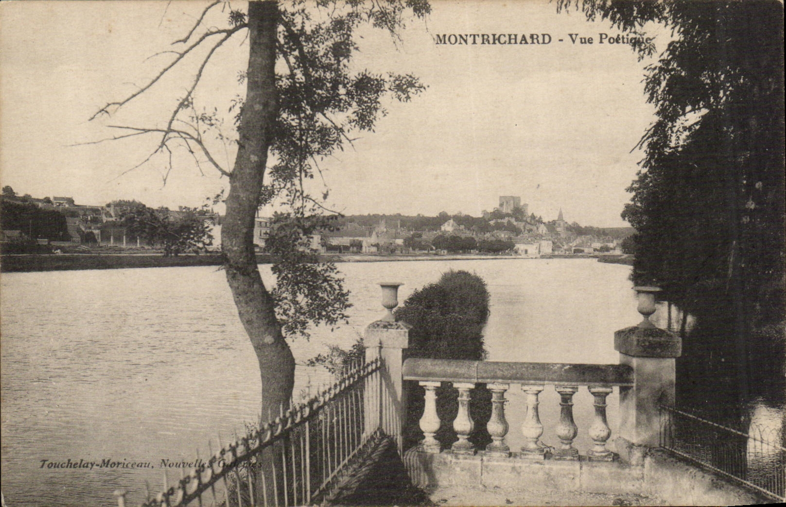 Montrichard CPA Seen poetic