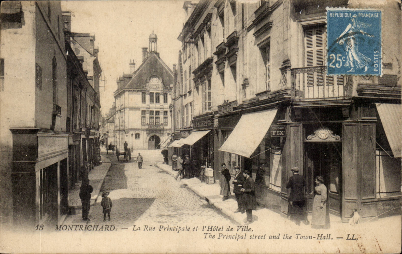 Montrichard CPA the main street and the town hall