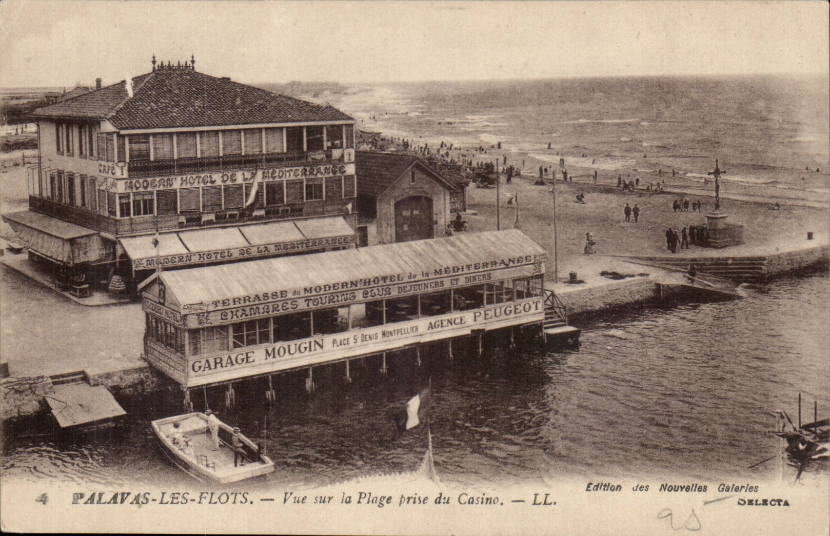Palavas Floods CPA Seen on the beach taken of the casino (Mougin Garage Arranges Peugeot)