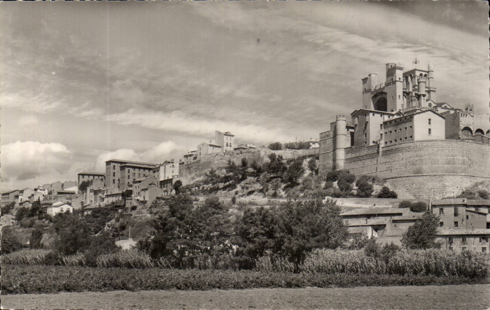 Beziers CPA the cathedral Saint Nazaire