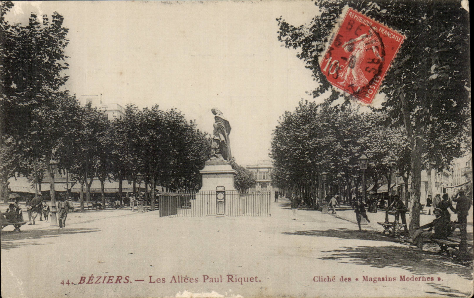 Beziers CPA the alleys Paul Riquet
