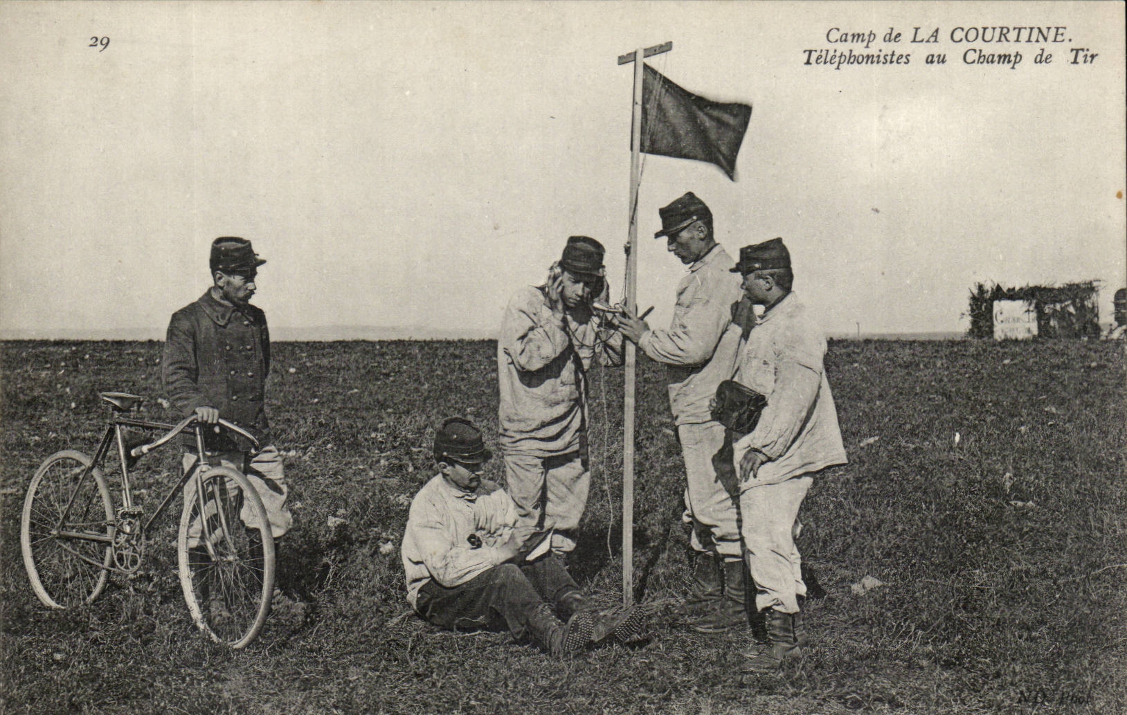 CPA Lager von Courtine Telephonistes zum Feld des Feuers (militaria) graben