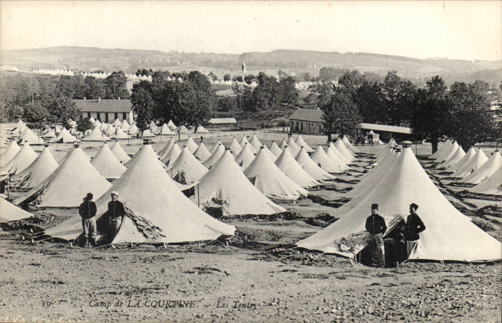 Dig CPA Courtine the tents (militaria)