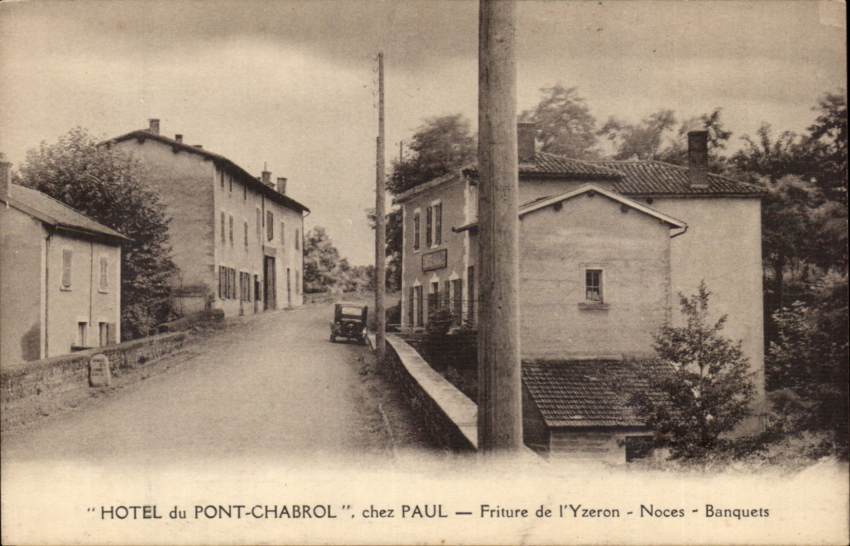 Hotel of the Chabrol Bridge at Paul Crackling of Yzeron Weddings banquets (restaurant)