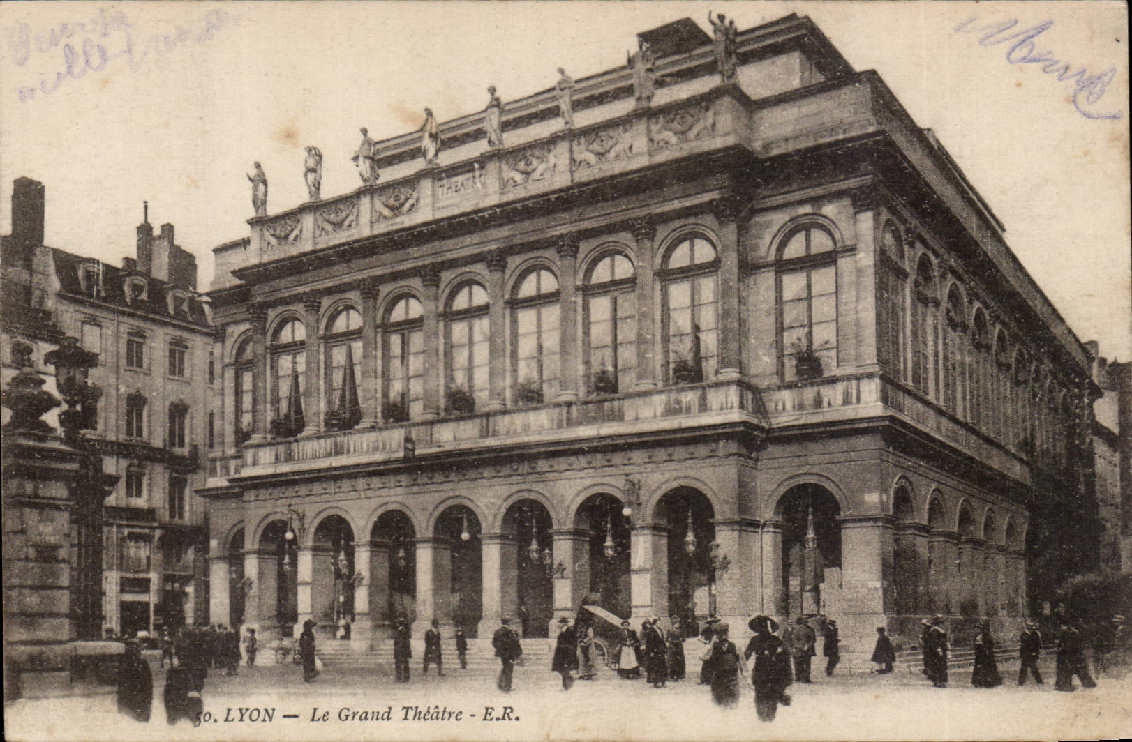 Lyon CPA the large theater