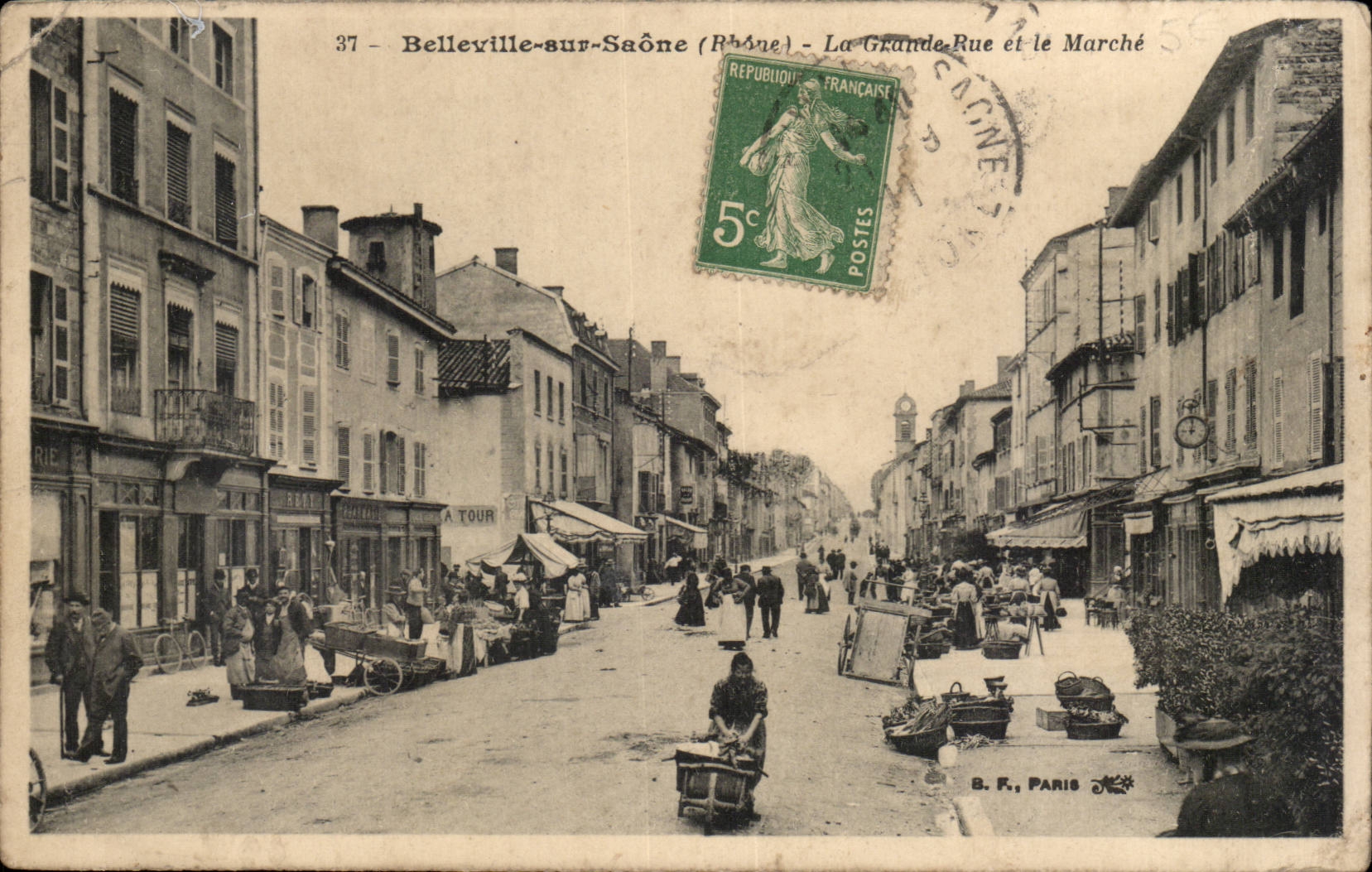 CPA Belleville on the Saone main street and Market