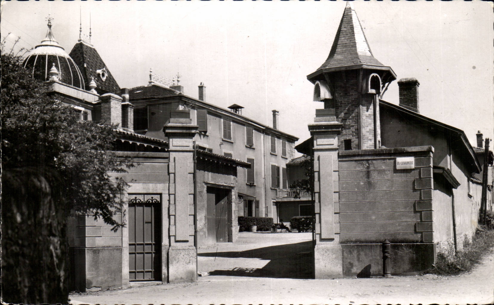 CPSM Chaponost Convalescent home Chavannerie Entering