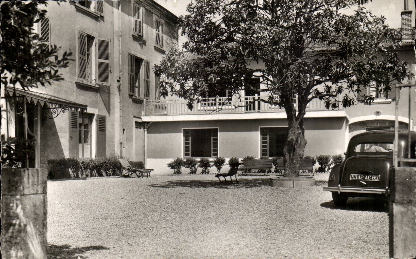 Chaponost CPA Chavannerie Convalescent home the park